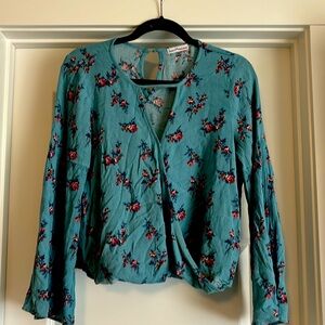 Dainty hooligan blouse size medium